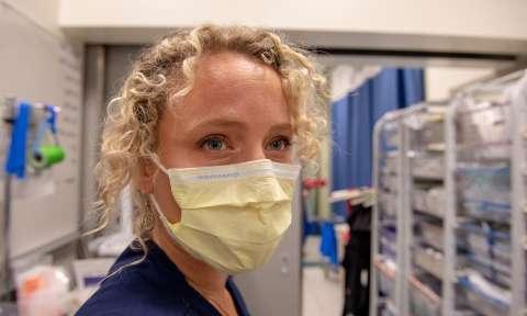 Nurse wearing face mask